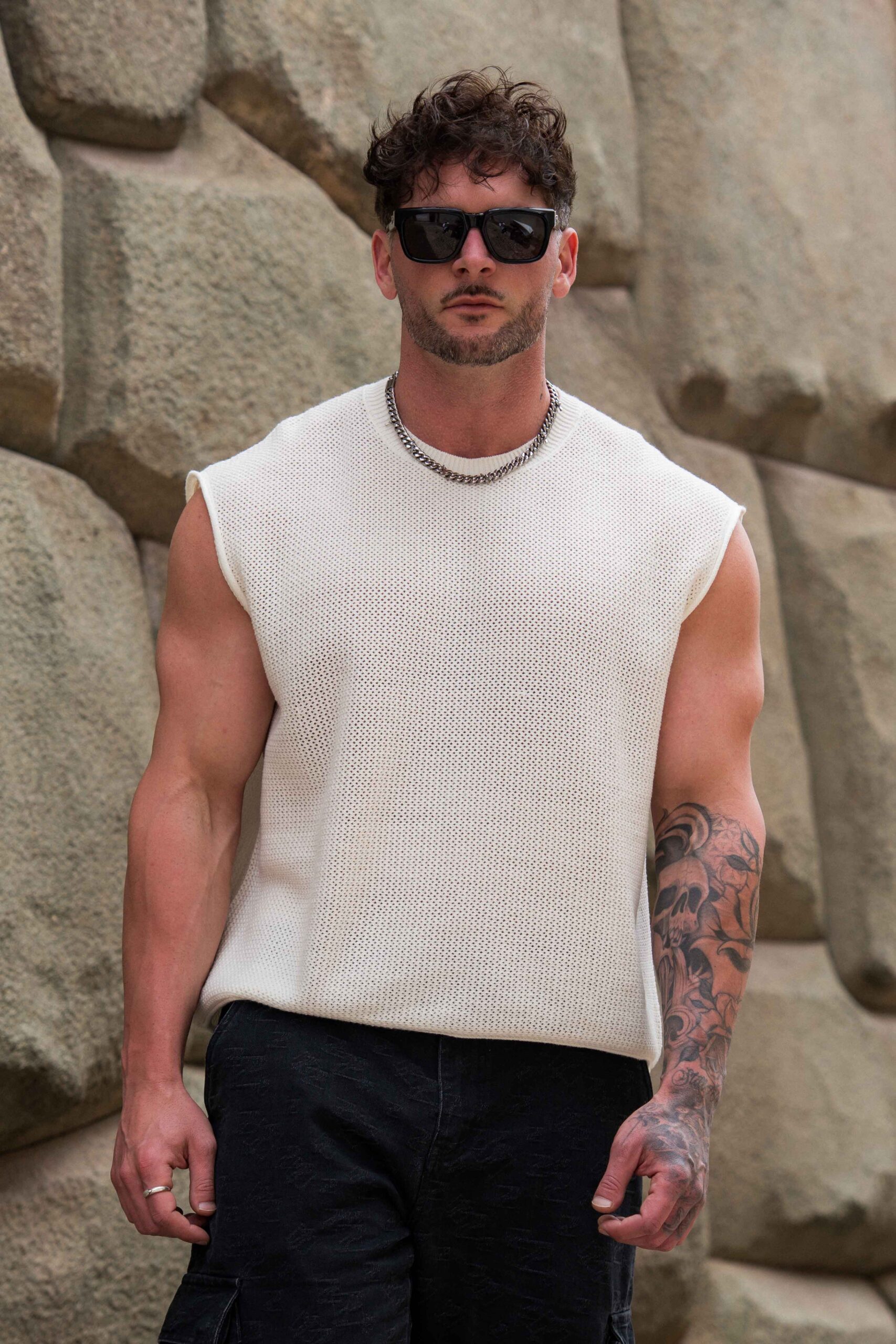 Drop Shoulder Knit Cut-Off - Imagen 4